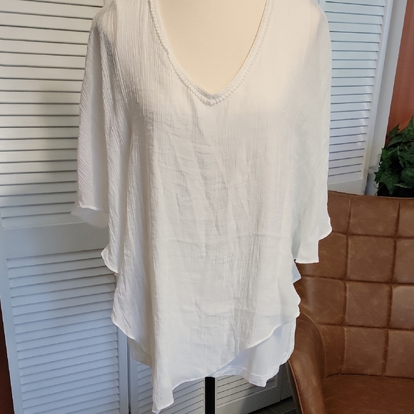 Apt. 9 Elegant Cream Tunic Top - Picture 1 of 7